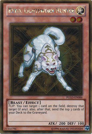 Ryko, Lightsworn Hunter | Premium Gold | PGLD-EN086 | Gold Rare