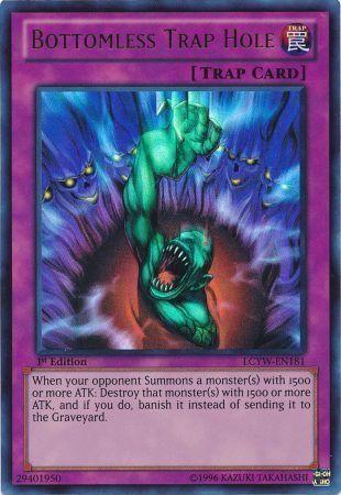 Bottomless Trap Hole | Legendary Collection 3: Yugi's World Mega Pack | LCYW-EN181 | Ultra Rare | 1st